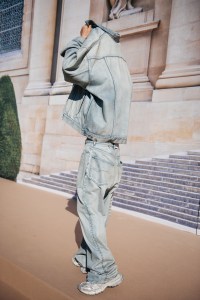 Street style at Paris Fashion Week RTW Spring 2024
