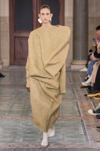Uma Wang RTW Spring 2024