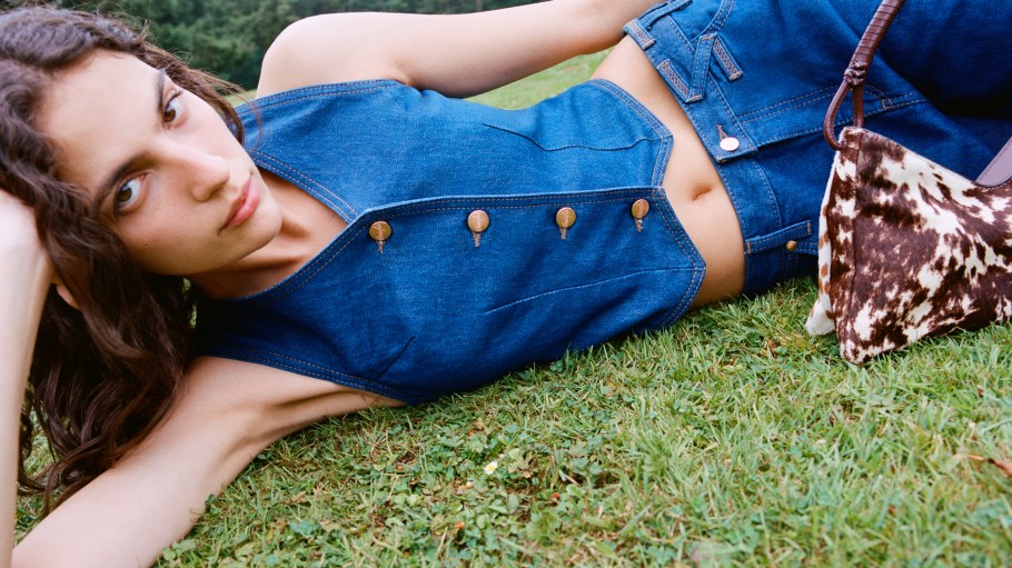 A new collaboration introduces a West Coast aesthetic to Wrangler.  