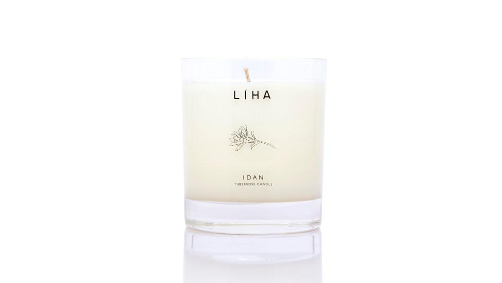 Líha Beauty's Idan candle.