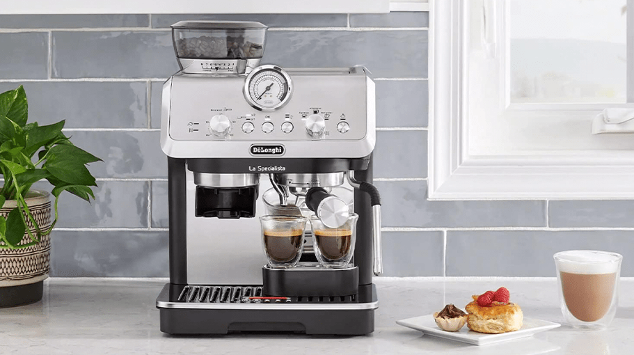 De'Longhi coffee maker from Amazon on a kitchen countertop