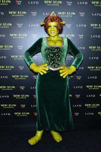 Heidi Klum, Fiona, Shreak, Halloween Party, Celebrity Halloween Costumes, Halloween Costumes Inspiration, Halloween Costumes Ideas,