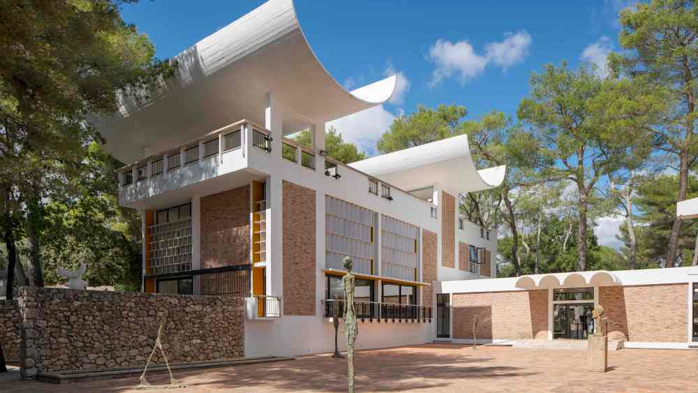 The Giacometti courtyard at the Fondation Maeght.