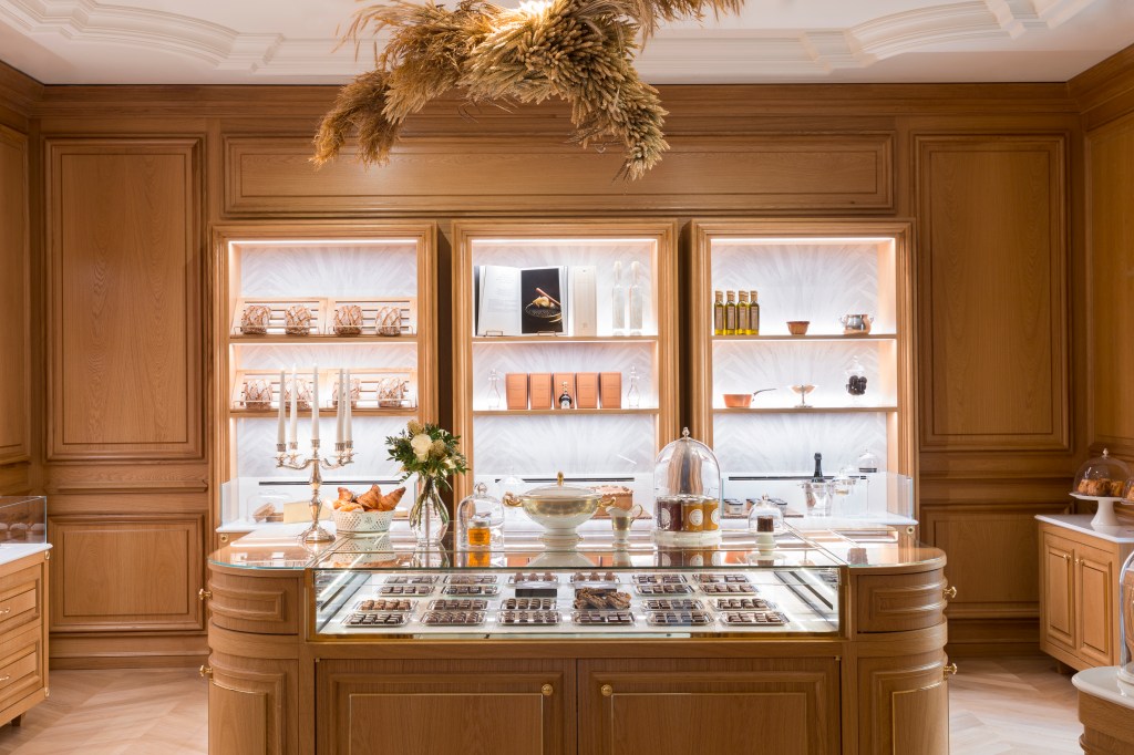 At the Bristol Hotel in Paris, Bread Comes Alive