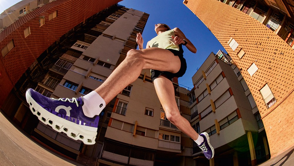 A look at the On Cloudmonster maximalist running shoe.