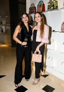 Isabella Ballesteros, Monica Villegas