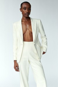Roland Mouret Pre-Fall 2024Roland Mouret Pre-Fall 2024