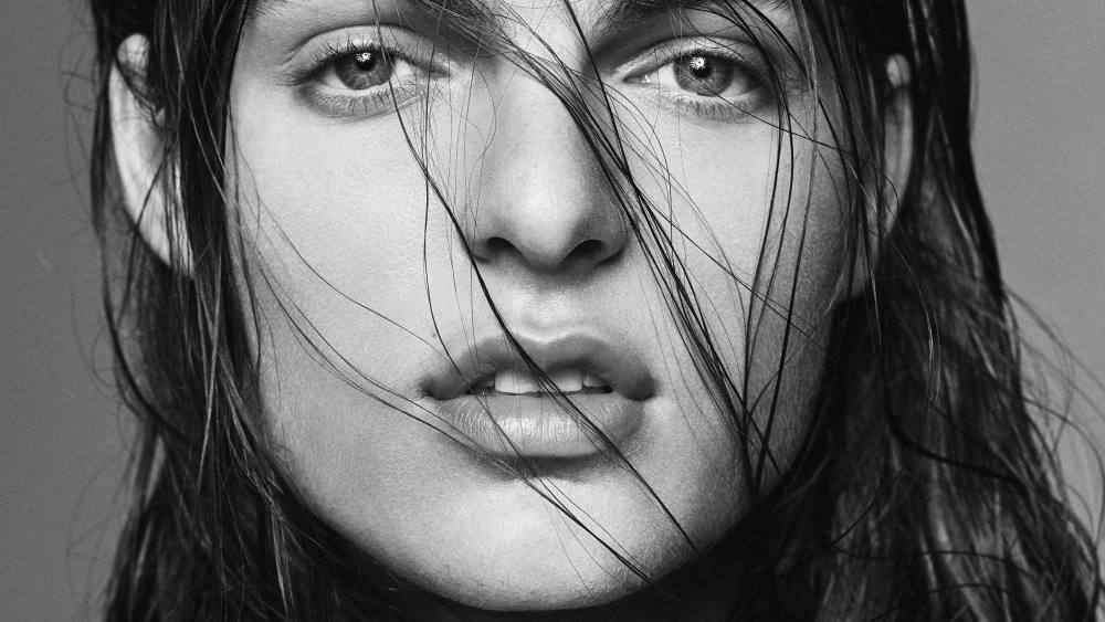 Damian Hurley