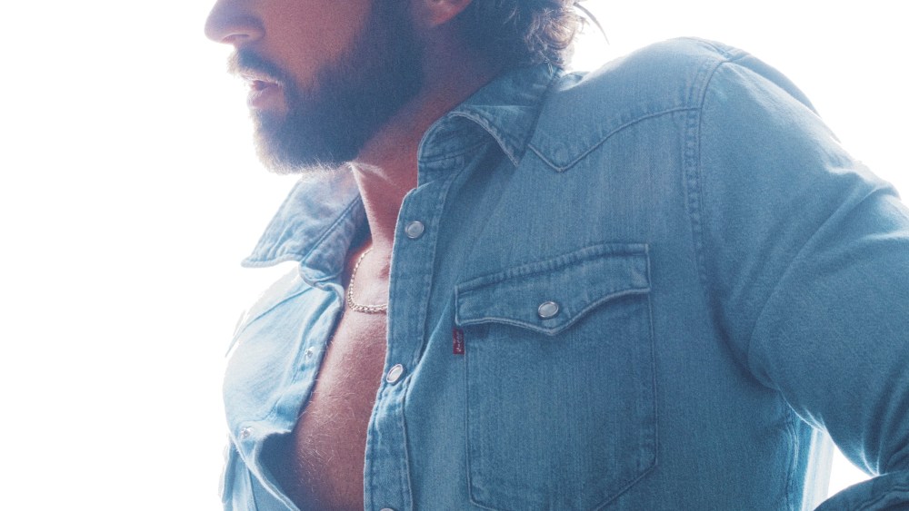 A lot of country music artists sing about trucks, off-roading, duck blinds and tossing back a beer or two as a way to connect with listeners. But in the case of Riley Green, it’s authentic.
