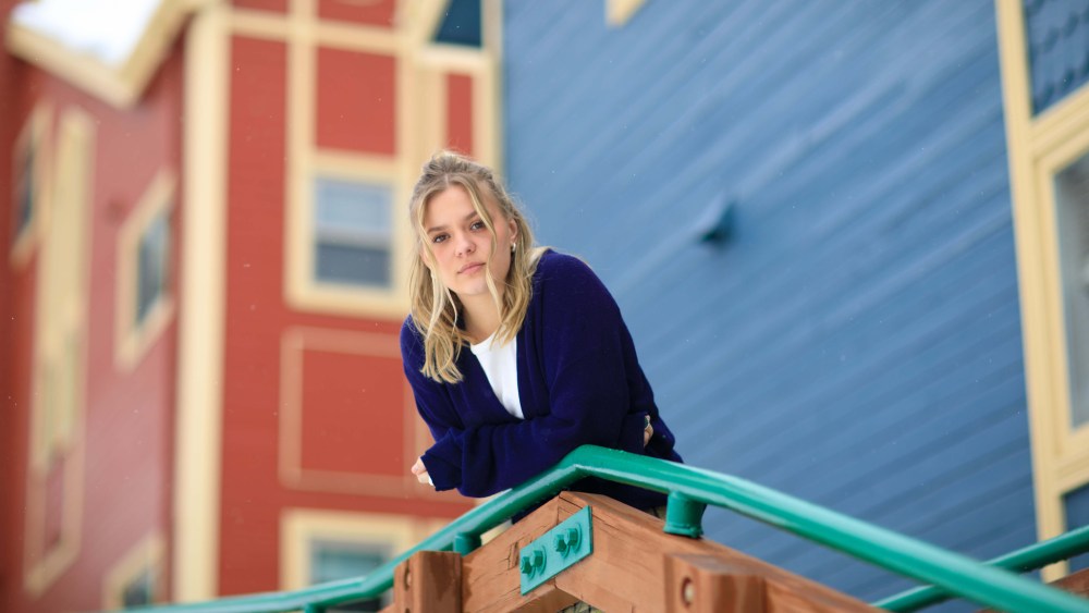 Maisy Stella