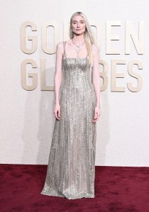 Elizabeth Debicki, golden globes red carpet, awards