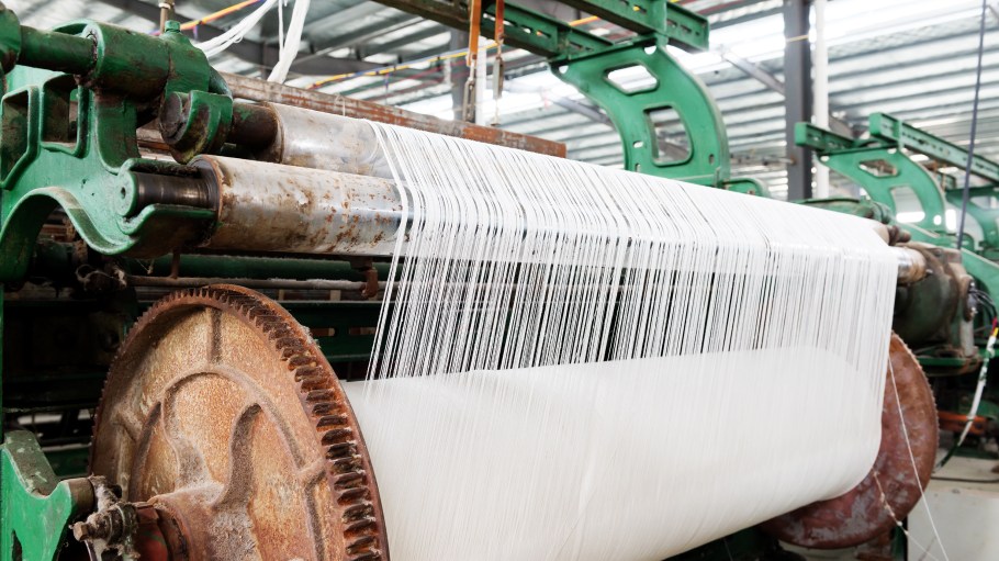 1888 Mills is closing in Georgia facility.