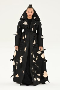 Viktor & Rolf Couture Spring 2024