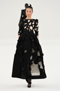 Viktor & Rolf Couture Spring 2024