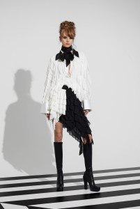 Alice + Olivia Fall 2024 Ready-to-Wear Collection