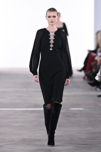 Badgley Mischka Fall 2024 Ready-to-Wear Collection