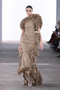 Badgley Mischka Fall 2024 Ready-to-Wear Collection