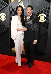 Lisa Parigi and Lionel Richie at the 66th Annual GRAMMY Awards held at Crypto.com Arena on February 4, 2024 in Los Angeles, California.