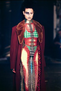Shalom Harlow walks the runway during the Jean Paul Gaultier Ready to Wear Fall/Winter 1995-1996 fashion show as part of the Paris Fashion Week on March 6, 1995 in Paris, France.