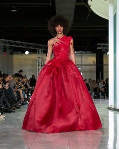 Naeem Khan Fall 2024 Ready-to-Wear Collection at New York Fashion Week