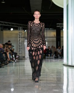 Naeem Khan Fall 2024 Ready-to-Wear Collection at New York Fashion Week