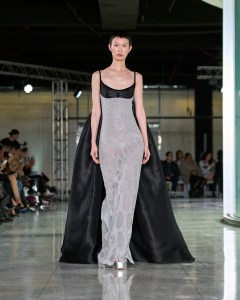 Naeem Khan Fall 2024 Ready-to-Wear Collection at New York Fashion Week