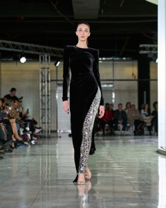 Naeem Khan Fall 2024 Ready-to-Wear Collection at New York Fashion Week
