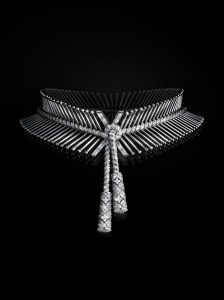Louis Vuitton Myriad Collier