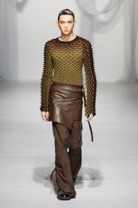 Chet Lo Fall 2024 ready-to-wear runway, fashion show & collection photos. Designed by Chet Lo at London Fashion Week, February 2024