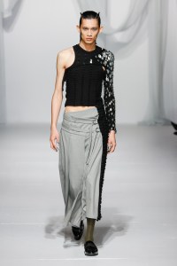 Chet Lo Fall 2024 ready-to-wear runway, fashion show & collection photos. Designed by Chet Lo at London Fashion Week, February 2024