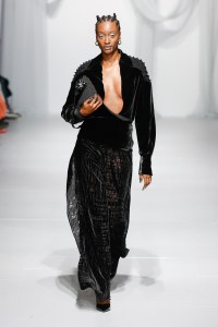 Chet Lo Fall 2024 ready-to-wear runway, fashion show & collection photos. Designed by Chet Lo at London Fashion Week, February 2024