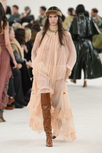 Chloé Fall 2024 Ready-to-Wear Collection at Paris Fashion Week