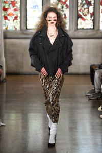 Edward Crutchley Fall 2024 ready-to-wear runway, fashion show & collection photos. Designed by Edward Crutchley at London Fashion