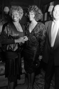 Cissy Houston (L) and daughter Whitney Houston attend an event at the Helmsley Palace in New York City on March 2, 1988.
