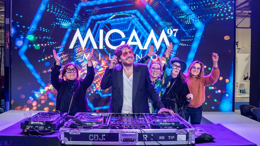 Micam Vibe Party.