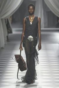 Moschino Fall 2024 Ready-to-Wear Collection at Milan Faschion Week