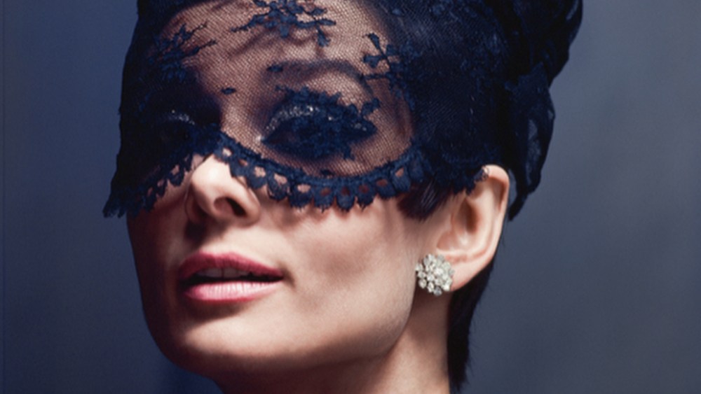 Audrey Hepuburn in Paris book "How to Steal a Million" Douglas Kirkland