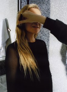 A look at Kelsea Ballerini getting ready for the Michael Kors Fall 2024 show.