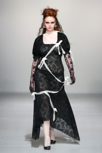 Yuhan Wang Fall 2024 Ready-to-Wear Collection at London Fashion Week