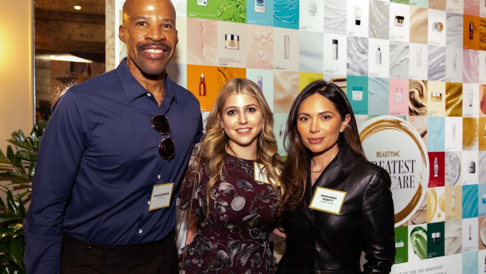 Ron Robinson, Shai Eisenman and Marianna Hewitt at the Beauty Inc Greatest Skin Care cocktail party.
@shotsbyalliej