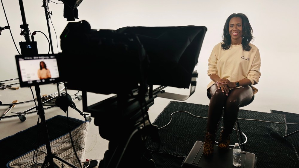 Coursera's new Introduction to Cosmetics Science and Ingredients specialization is taught by Olay's in-house chemists, including Dr. Rolanda Wilkerson.
