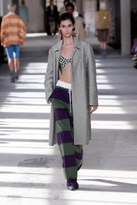 Model on the runway at Dries Van Noten Ready To Wear Spring 2024 on September 27, 2023 in Paris, France.