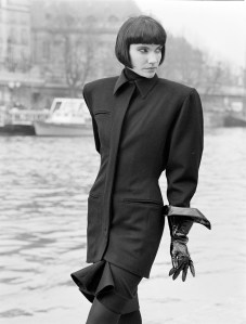 Thierry Mugler Fall 1986 Ready-to-Wear Advance