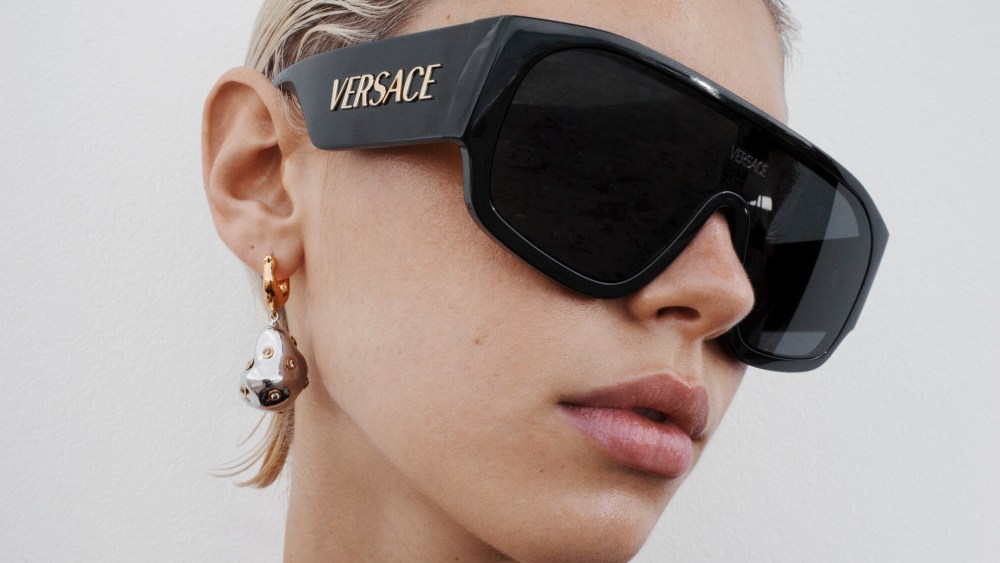 versace sunglasses blonde model farfetch