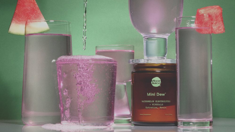 Moon Juice's Mini Dew powder.