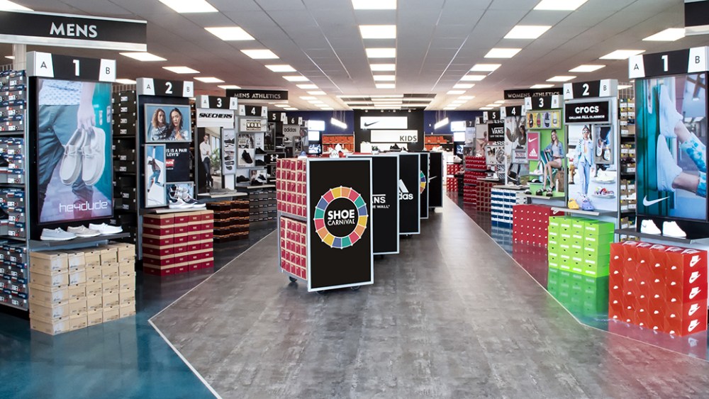 Shoe Carnival, shoe retail, shoe store