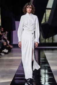 Shiatzy Chen Fall 2024 Ready-to-Wear Collection at New York Fashion Week