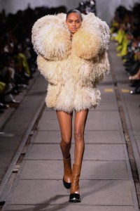 Alexander McQueen Fall 2024 Ready-to-Wear Collection at Milan Fashion Week