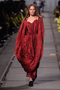 Alexander McQueen Fall 2024 Ready-to-Wear Collection at Milan Fashion Week