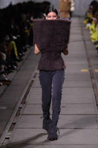 Alexander McQueen Fall 2024 Ready-to-Wear Collection at Milan Fashion Week